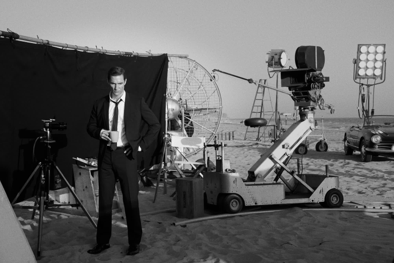 Behind the Screens: The Role of Profile Images in Building Celebrity Brands